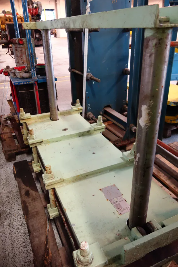 Image 1 of 2 - SCHMIDT - SIGMA 57-0