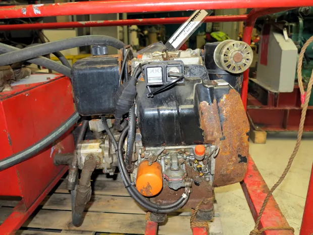 Image 2 of 6 - Lombardini - 25LD425/2B1