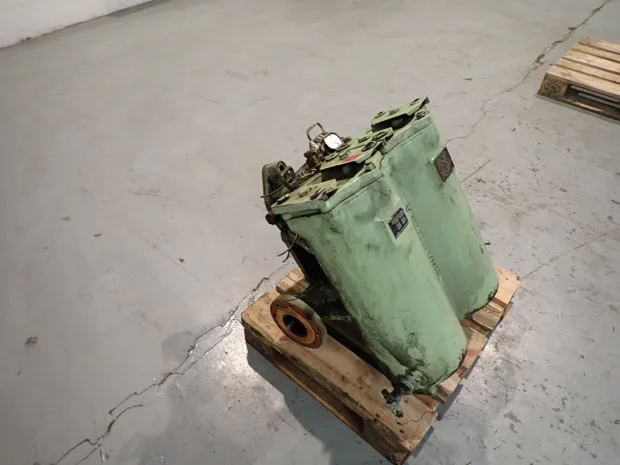 Image 6 of 10 - MaK - M 32 C