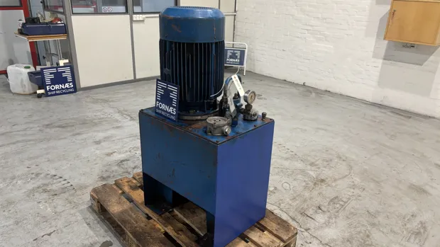 Image 5 of 10 - HS317