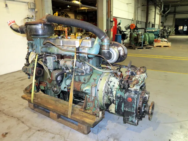 Image 2 of 8 - Scania - DS11 R82ABV