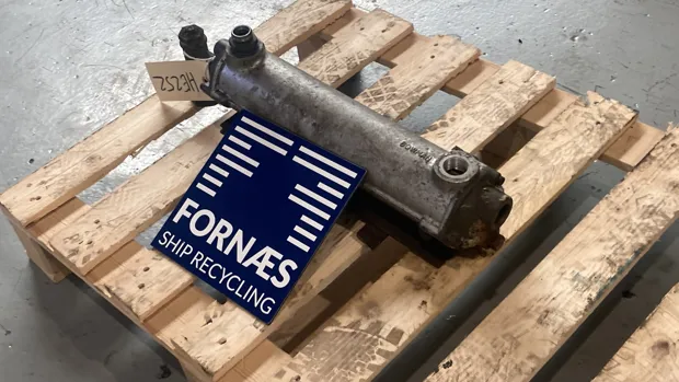 Image 2 of 4 - Bowman - EC140