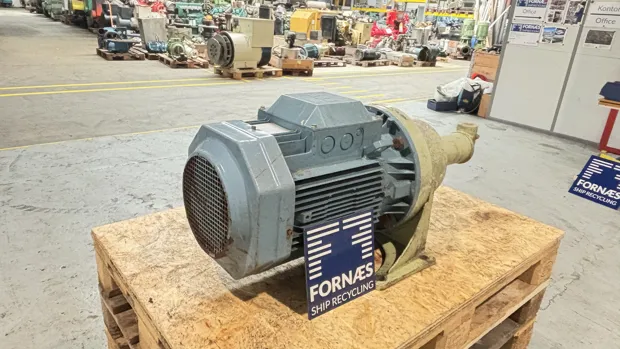 Image 7 of 10 - IMO - E4 038K1 LRBE