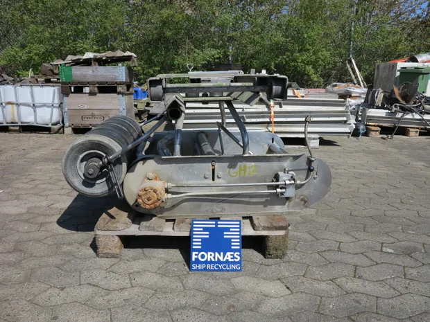 Image 1 of 5 - No plate