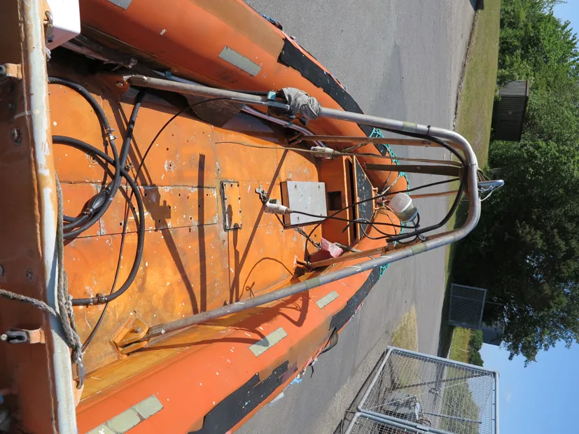 Image 6 of 8 - Mob lifeboat