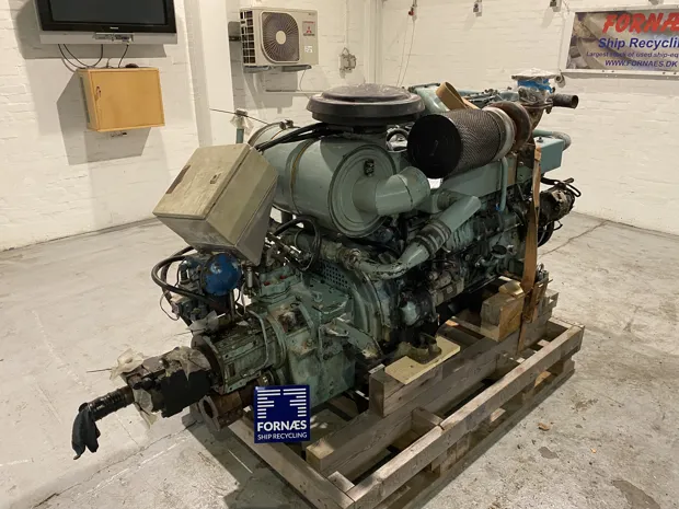 Image 5 of 8 - Mitsubishi - 6D24-TE1