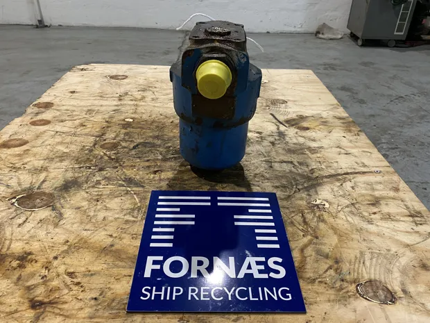 Image 2 of 5 - Farey Arlon BV - 372A-1N50-BL123