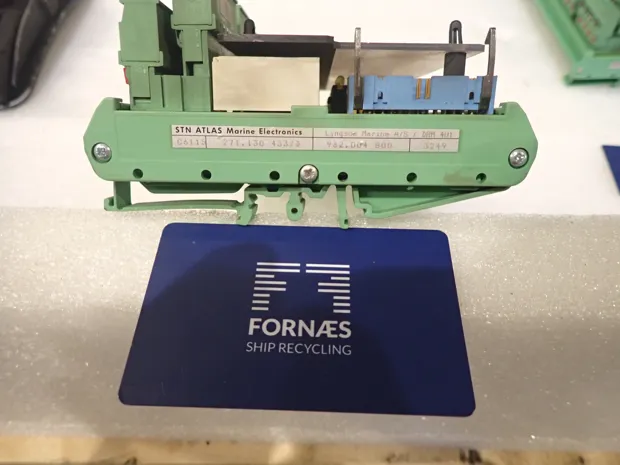 Image 2 of 2 - Lyngsoe Marine - DEM 401