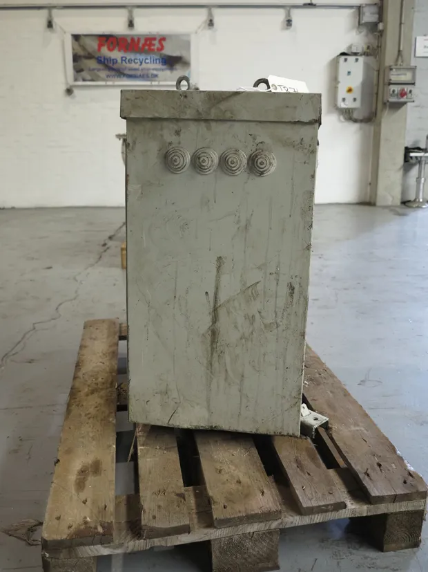 Image 3 of 5 - Polylux - SPE0215X0921 SN: TTS150206893