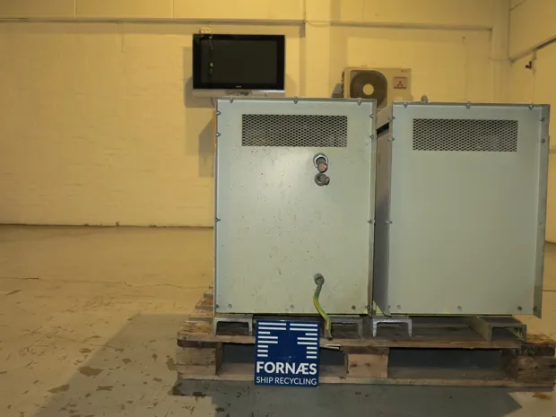 Image 2 of 4 - Herbert Barth Transformatoren - DT