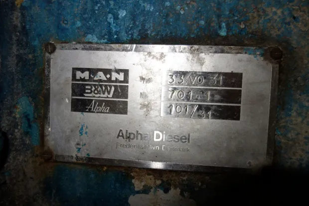 Image 2 of 2 - Alpha - 33 VO 31