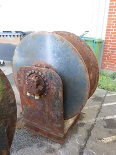 Trawl winch
