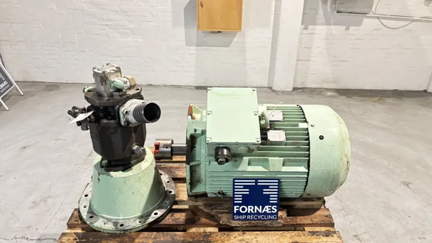 Image 2 of 12 - HP1035