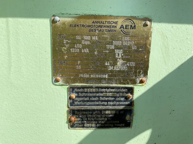 Image 9 of 10 - Caterpillar