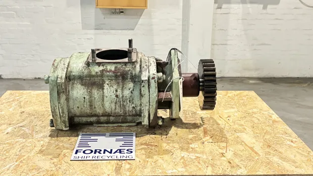 Image 1 of 10 - MaK - M 32