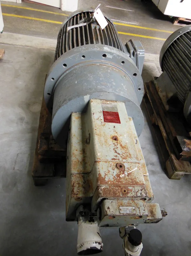 Image 3 of 6 - HP255