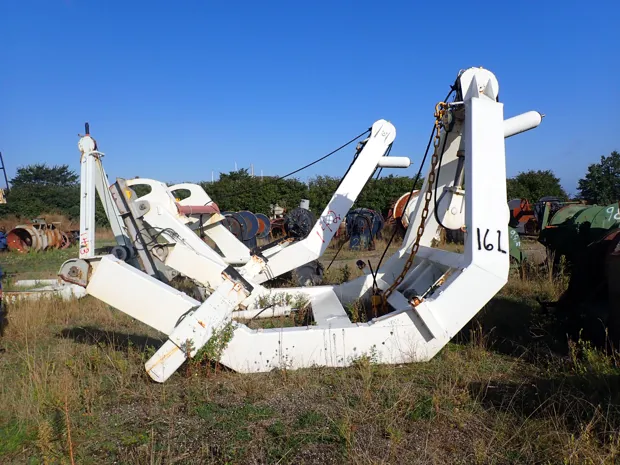 Image 1 of 5 - Davit