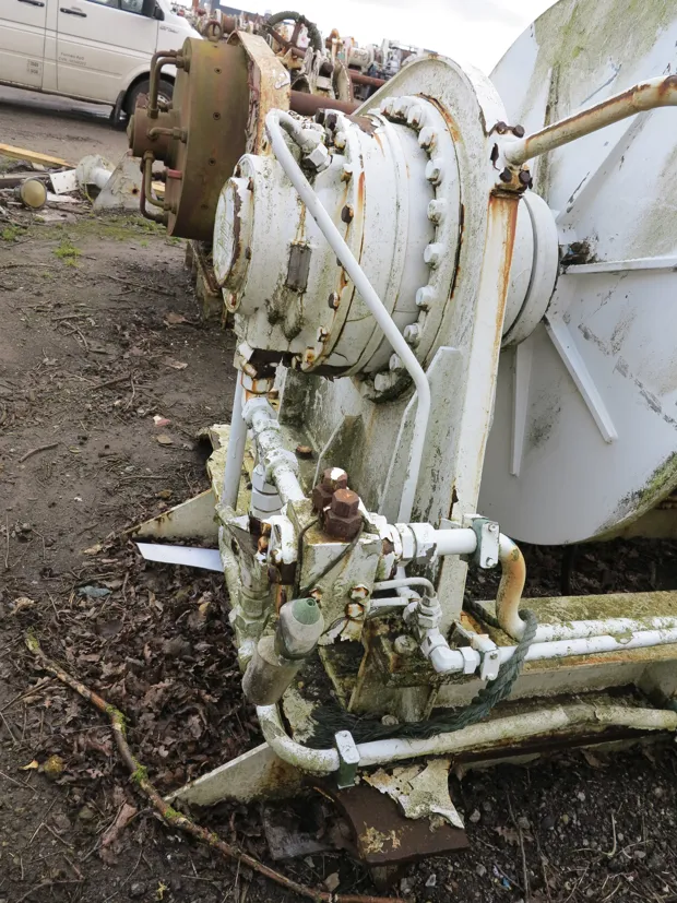 Image 5 of 6 - Trawl winch