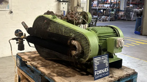 Image 5 of 10 - Espholin - H6