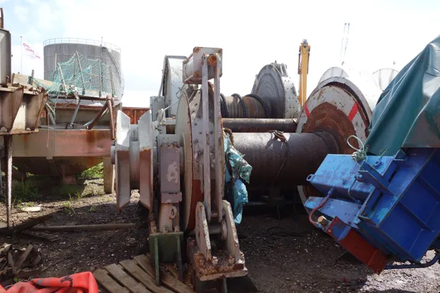 Image 3 of 9 - Waterfall towing winch