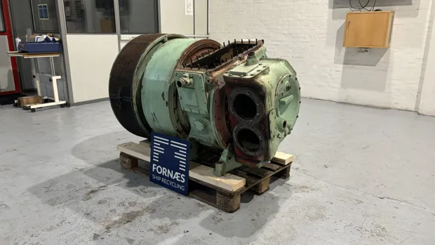 Image 8 of 10 - ABB - VTR304P11