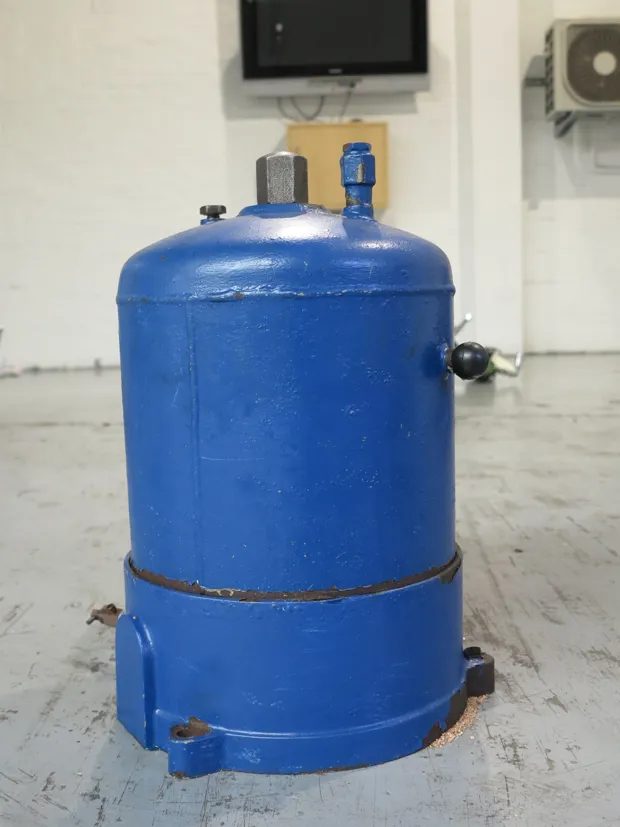 Image 2 of 4 - CJC - HDU 27/27 M85