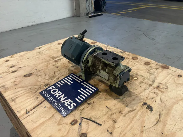 Image 7 of 11 - IMO - ACD 025N6 IVBP