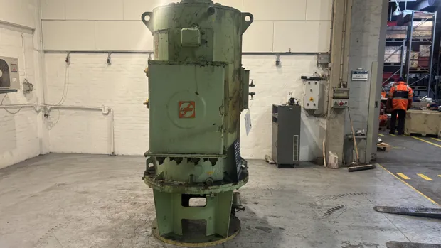 Image 4 of 7 - Loher - JNWA-450MD-06M