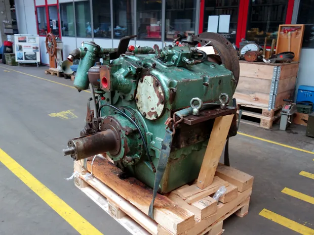 Image 3 of 8 - Guascor - RV 300