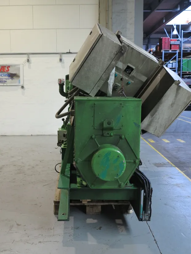 Image 3 of 8 - Volvo