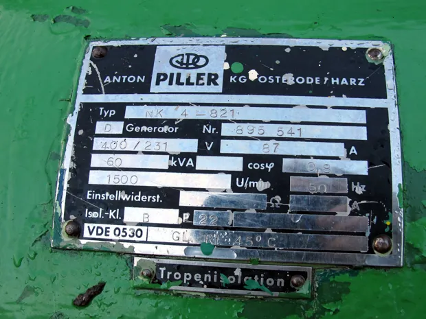 Image 3 of 4 - Deutz