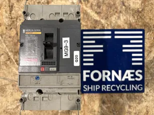 Merlin Gerin - Compact