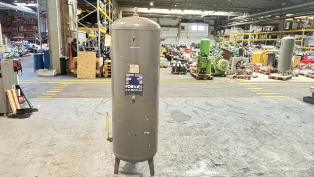 Image 1 of 7 - DANA-tank air tank - 500 liters