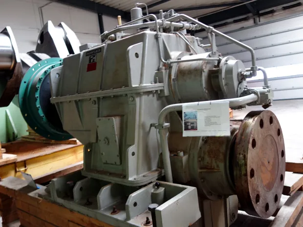 Image 2 of 4 - Reintjes - VAL 4440