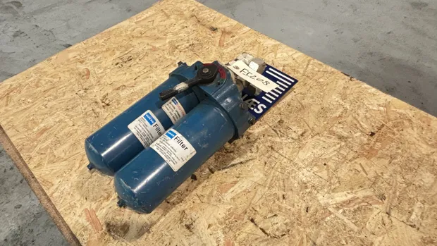 Image 3 of 9 - Vokes  - E6359915/32