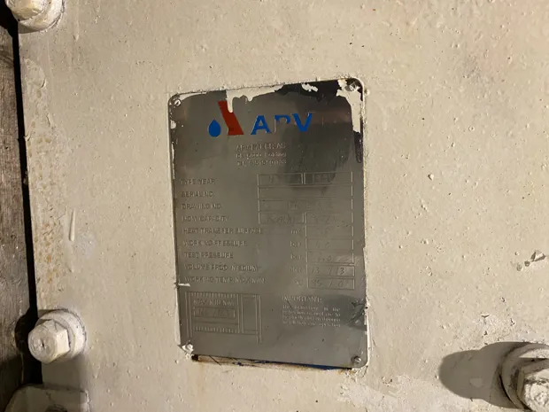 Image 2 of 6 - APV - H17