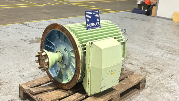 Image 4 of 7 - ABB - M2CA 315SMA 4/6V1