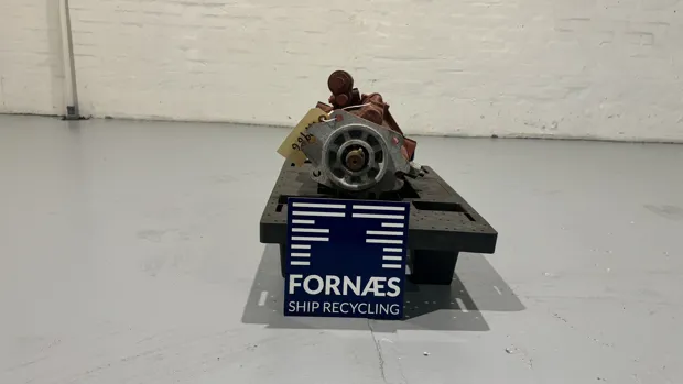 Image 5 of 9 - HP966