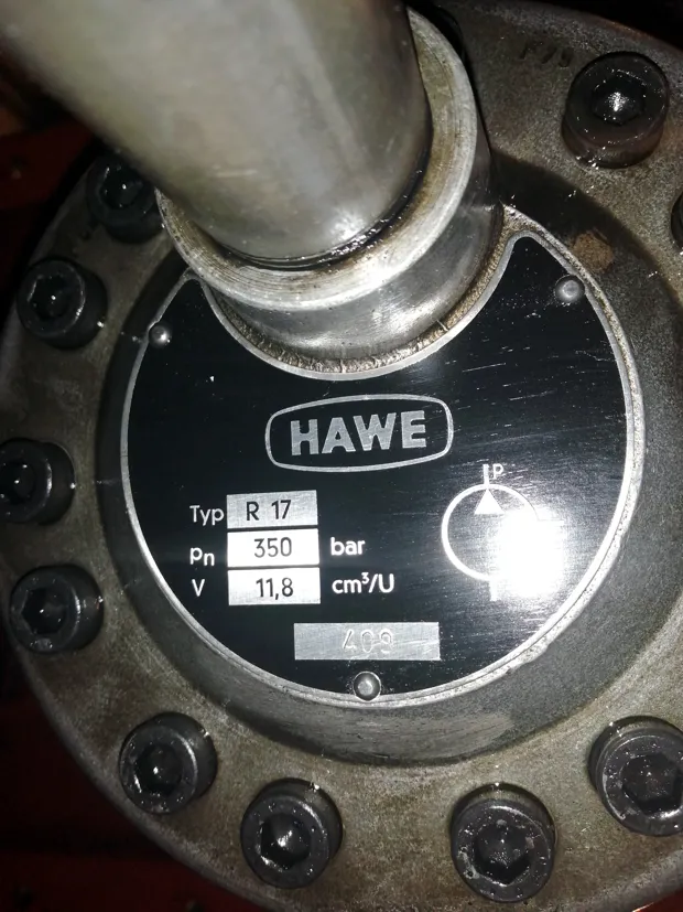 Image 5 of 8 - HS104