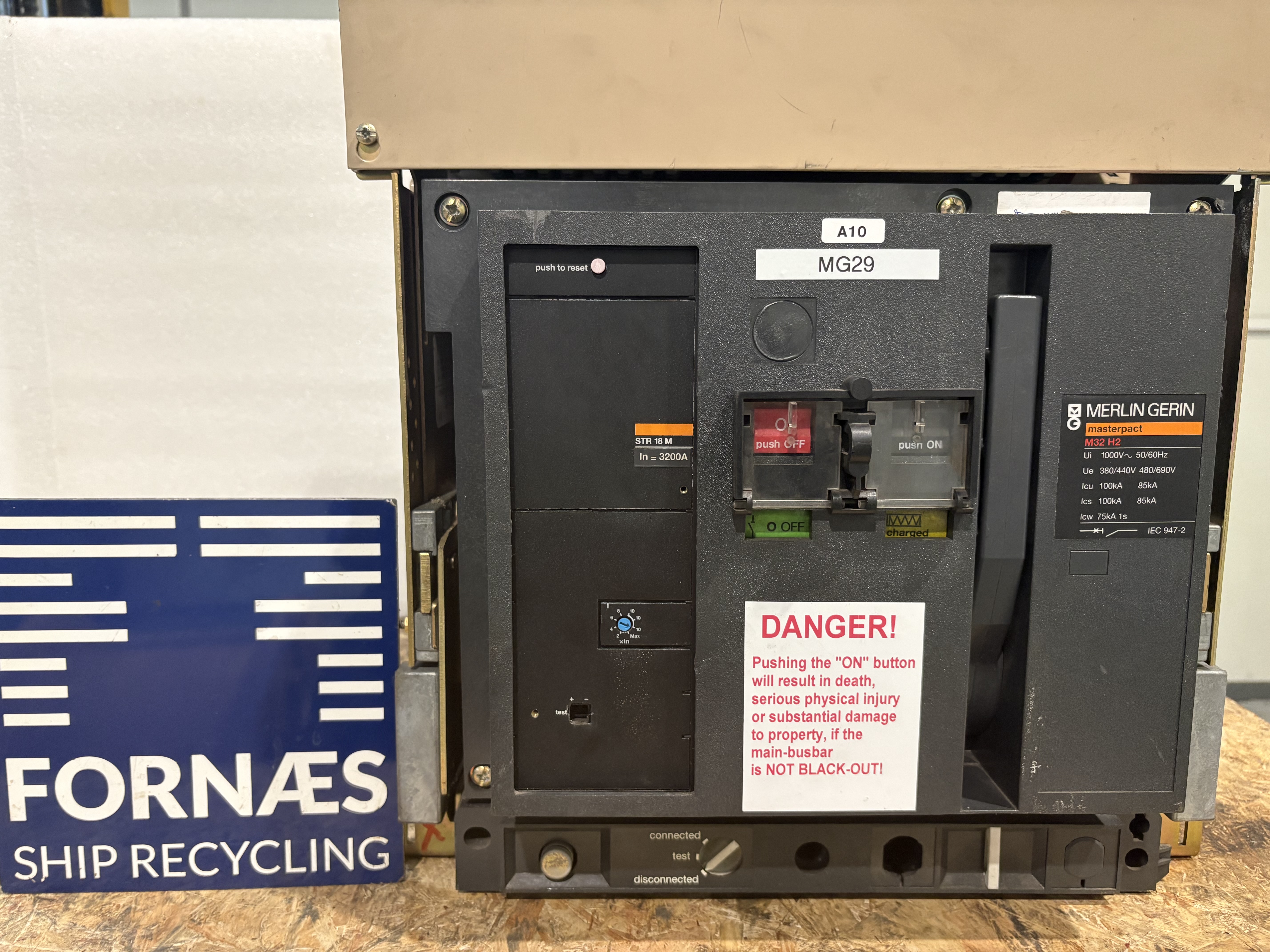 Merlin Gerin - Masterpact