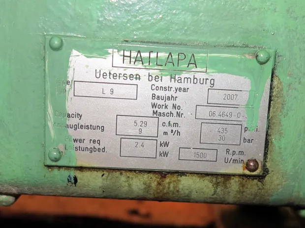 Image 4 of 5 - Hatz - 1D81Z