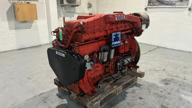 Image 3 of 9 - Scania  - DI12 64M