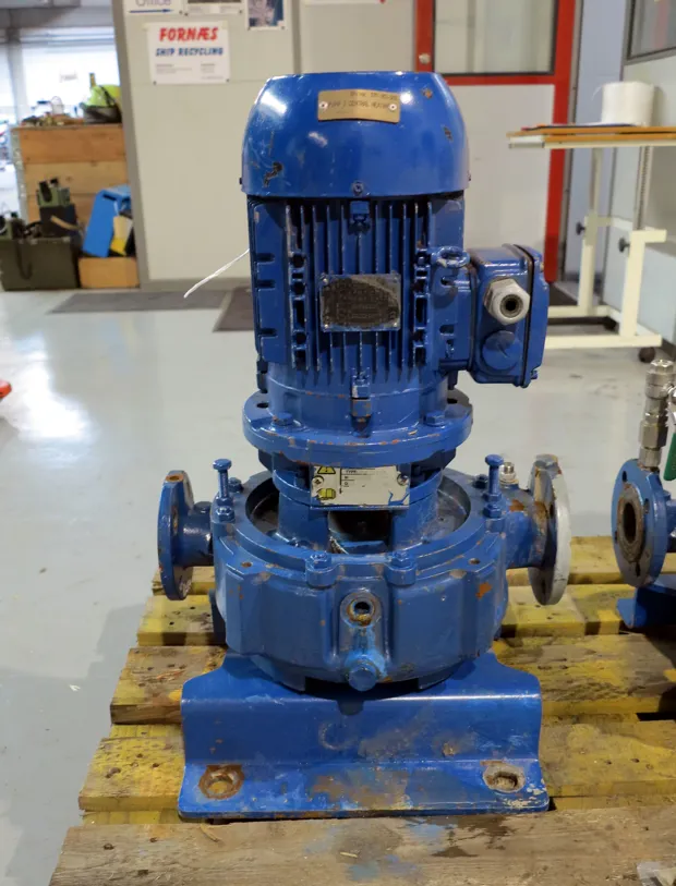 Image 3 of 5 - Azcue - VM50/26A