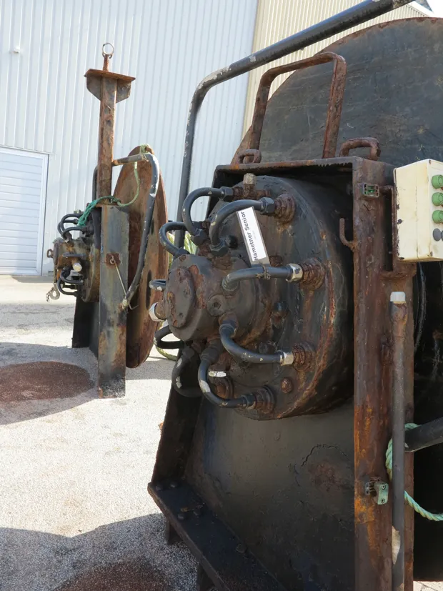 Image 8 of 8 - ND352