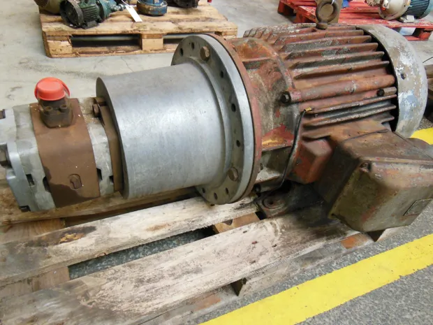 Image 1 of 5 - HP164