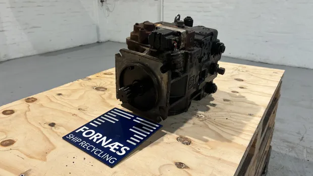 Image 10 of 12 - HP982