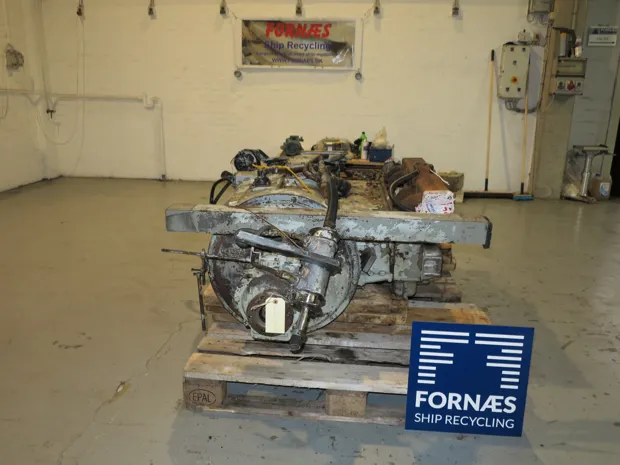 Image 4 of 7 - Volvo - D 96