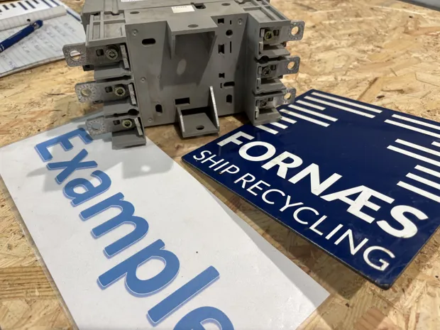 Image 3 of 4 - MERLIN GERIN - NS100H