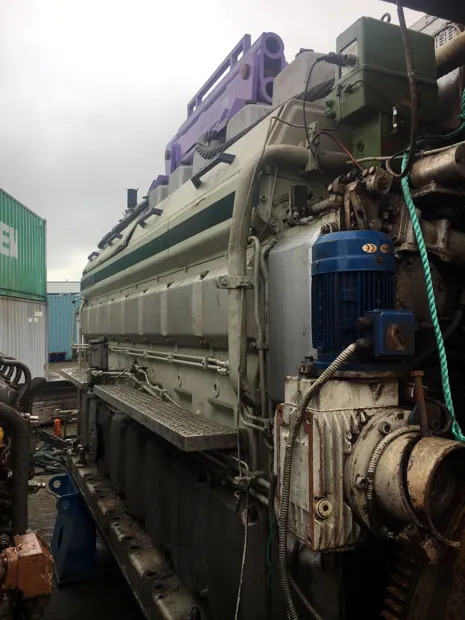 Image 3 of 14 - Wärtsilä - 8R32