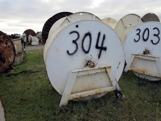 Image 3 of 4 - ND304